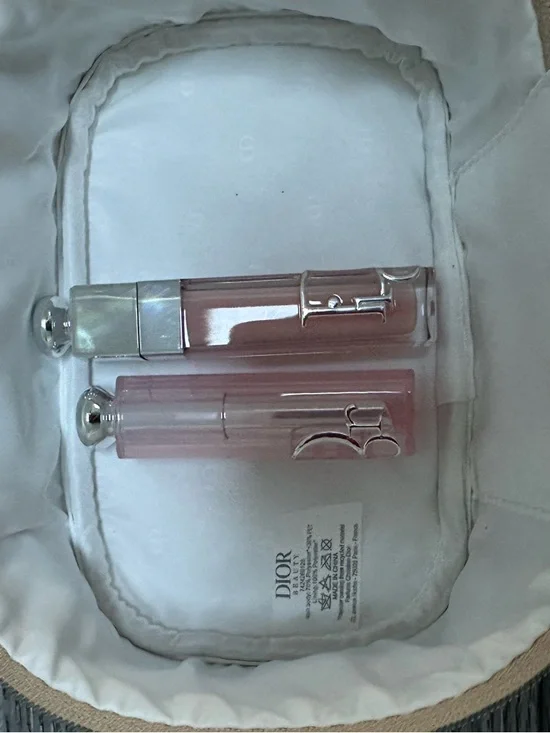 NIB - Dior Metallic Gold Woven Cosmetic Case set with lip products - Picture 2 of 10